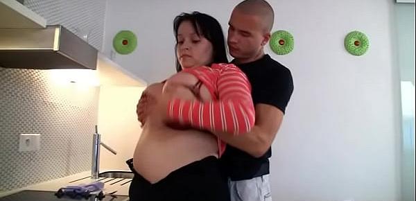  Cooking BBW gets lured into sex